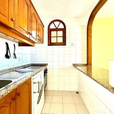 Cozy One Bedroom Apartment, Free Internet In Common Areas, Pool In Tenerife South Lägenhet *