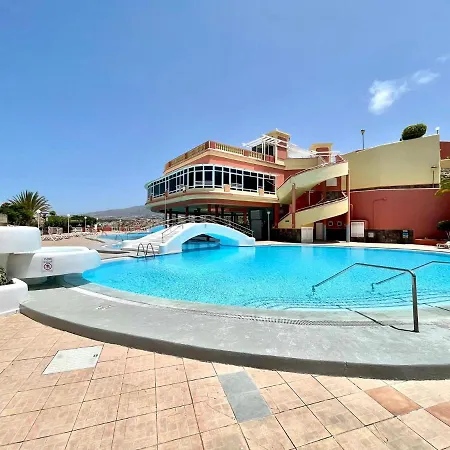 Apartment Cozy One Bedroom Apartment, Free Internet In Common Areas, Pool In Tenerife South